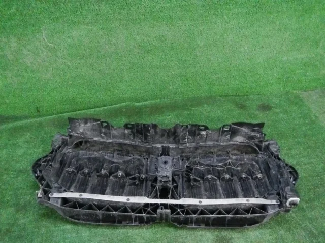 Воздухозаборник для BMW X6 G06 2019+ на фотографиях