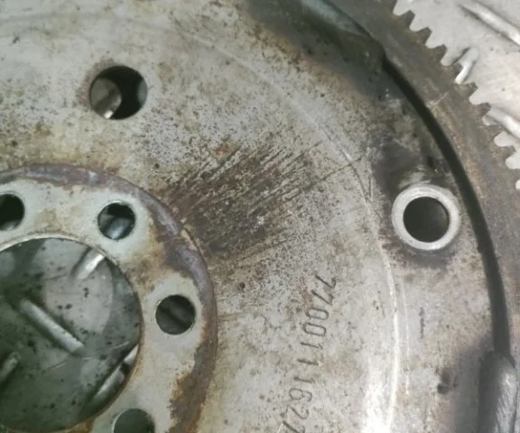 Маховик для Nissan Almera G15 2012-2019 на фотографиях