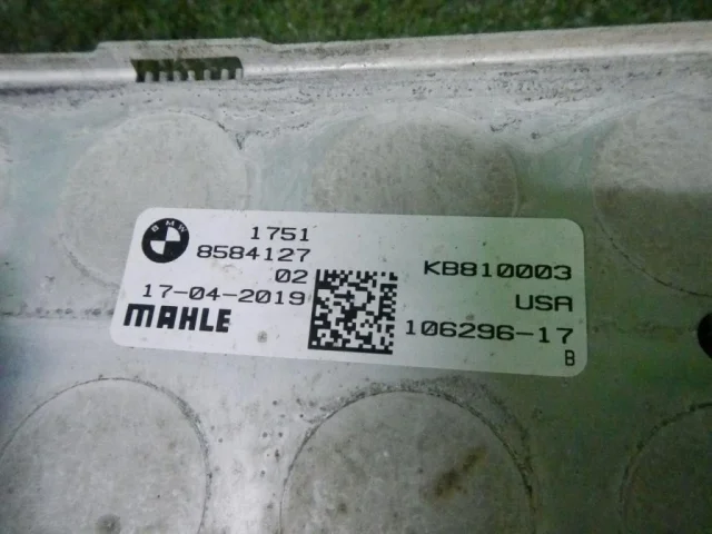 Интеркулер для BMW X5 G05 2018+ на фотографиях