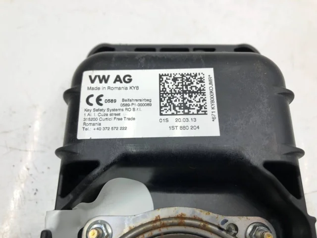 Подушка безопасности пассажира для Skoda Rapid I NH3 2012-2017 на фотографиях