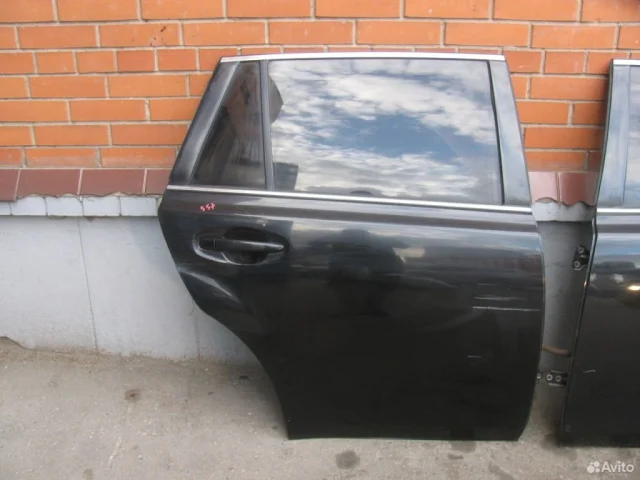 Дверь задняя левая для Subaru Legacy Универсал BR/B14 2009-2015 на фотографиях