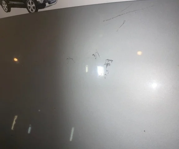 Капот для Volvo C30 MK 2006-2013 на фотографиях