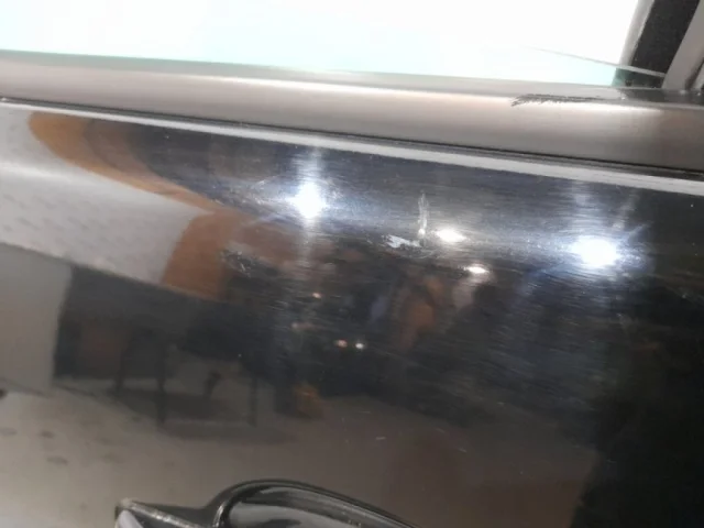 Стекла и зеркала для Peugeot 3008 T8 2009-2017 на фотографиях