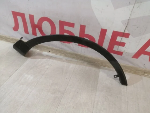 Молдинг крыла передний правый для Toyota RAV4 XA40 rest 2015-2019 на фотографиях