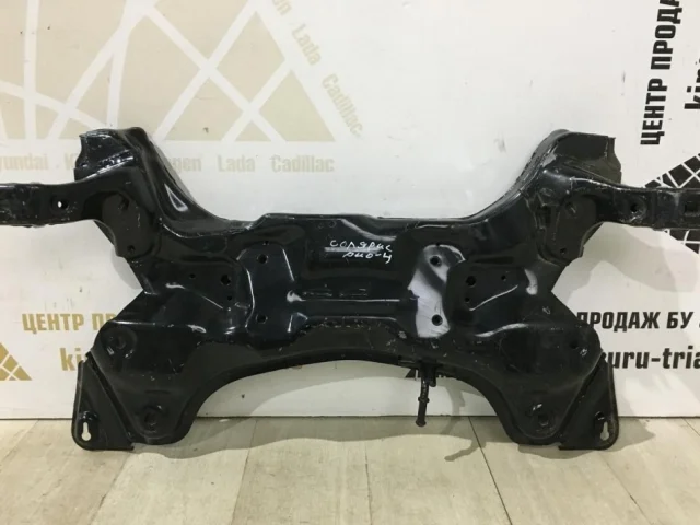 Подрамник двигателя для Hyundai Solaris 1 рестайлинг 2014-2017 на фотографиях