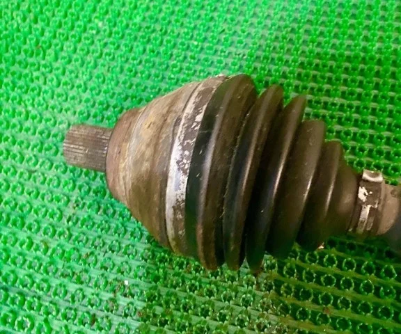 Привод передний правый для Volkswagen Passat (B7) 2010-2014 на фотографиях