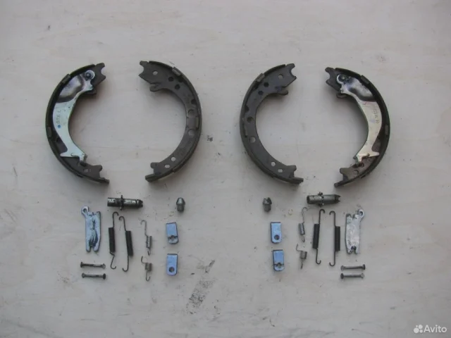 Трос ручника левый для Honda CR-V RD 1995-2001 на фотографиях