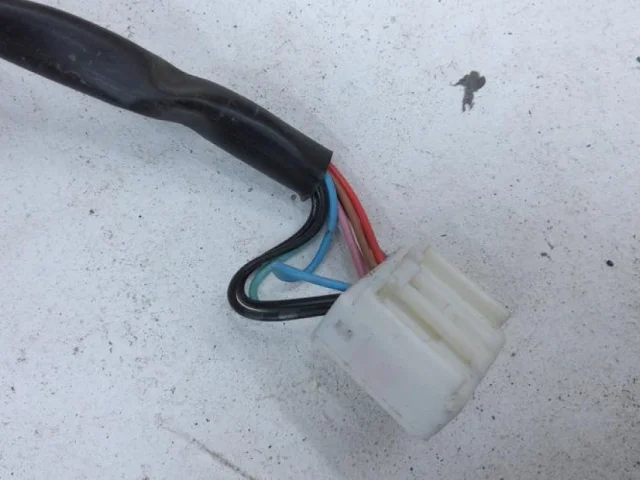 Зеркало заднего вида (в салоне) для Toyota RAV4 XA40 rest 2015-2019 на фотографиях