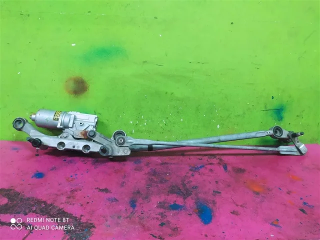 Трапеция стеклоочистителей для Audi Q7 4L 2005-2015 на фотографиях