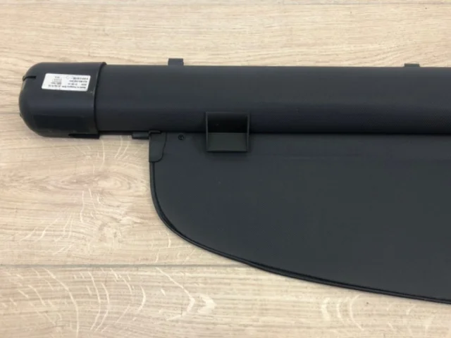 Шторка багажника для Audi Q7 4L 2005-2015 на фотографиях