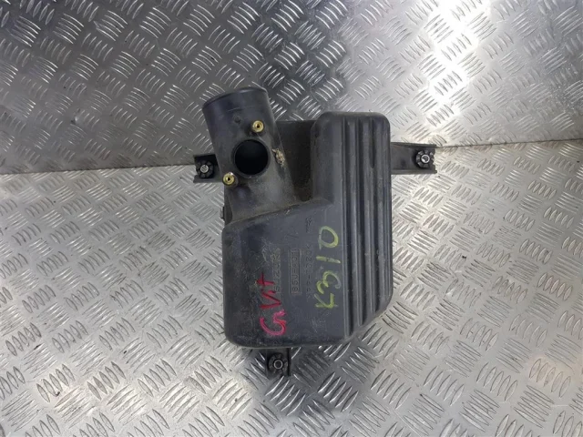 Корпус воздушного фильтра для Suzuki Grand Vitara 2005-2014 на фотографиях