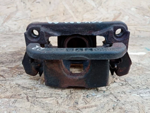 Суппорт задний правый для Suzuki Grand Vitara 2005-2014 на фотографиях