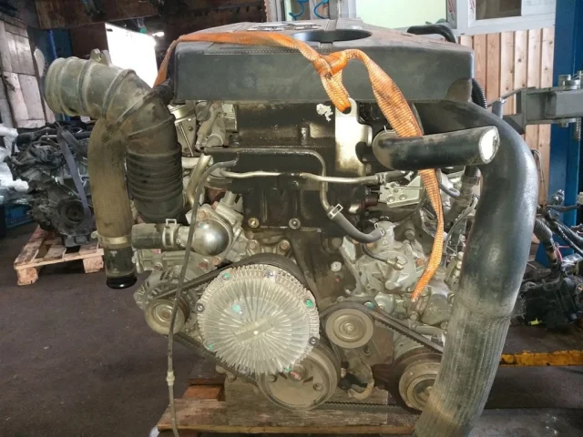 Двигатель для Mitsubishi Pajero Sport KH0 2008-2013 на фотографиях