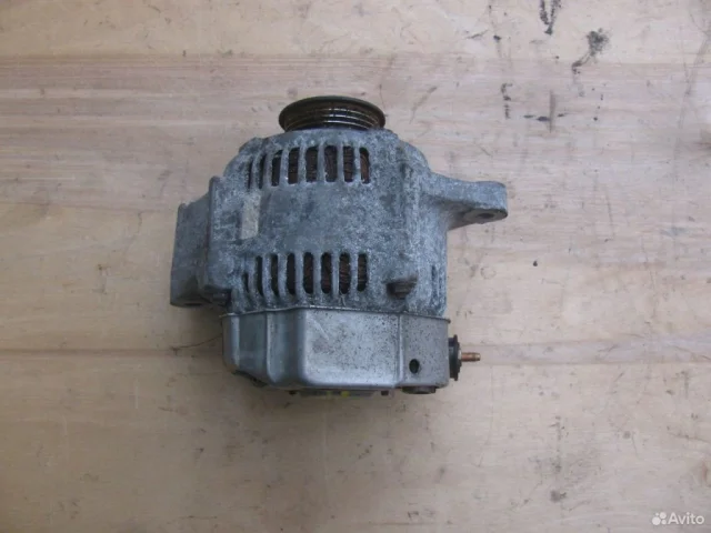 Генератор для Suzuki Swift Хэтчбек 5-d 2004-2010 на фотографиях