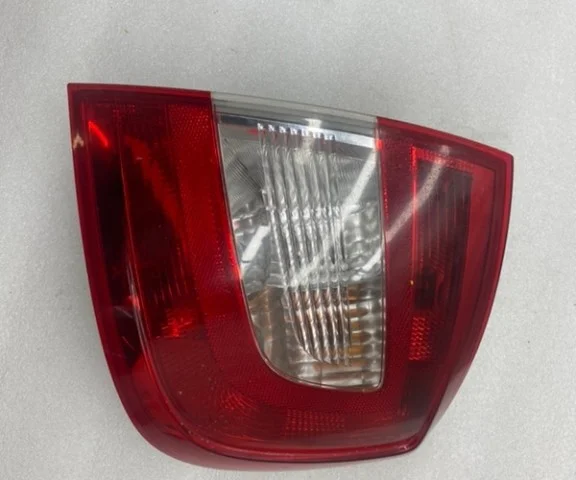 Фонарь правый для Skoda Rapid I NH3 2012-2017 на фотографиях