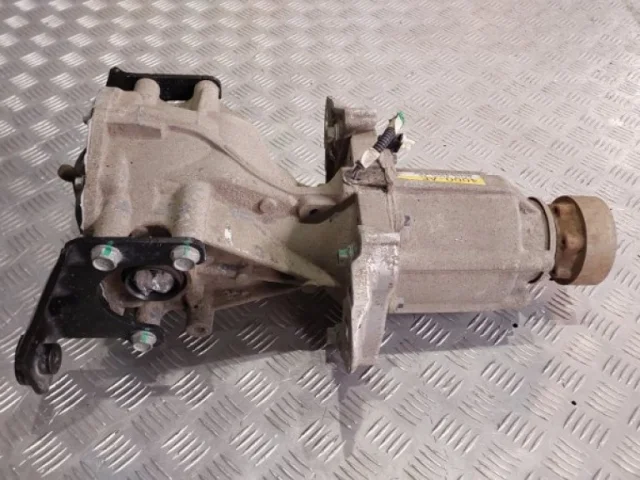 Редуктор заднего моста для Ford Explorer U502 2011-2016 на фотографиях