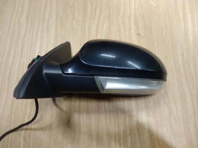 Зеркало боковое левое для Volkswagen Passat Variant (B6, Typ 3C) 2004-2010 на фотографиях