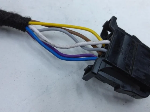 Зеркало боковое правое для Skoda Rapid I rest NH3 2017-2020 на фотографиях