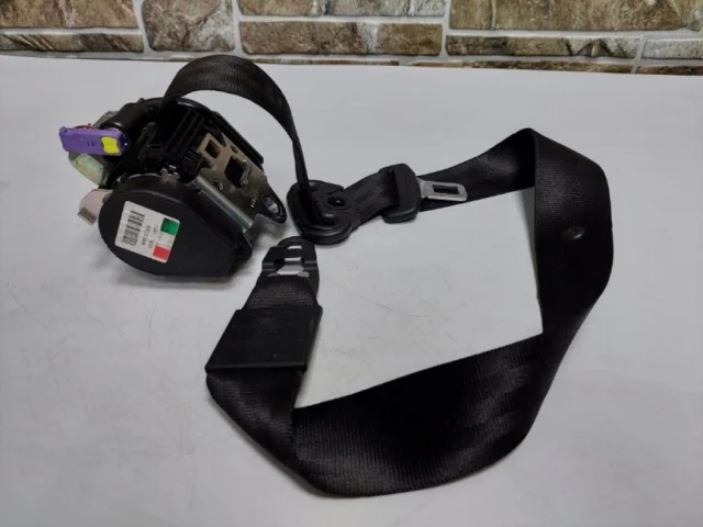 Ремень безопасности передний левый для Audi Q7 4M 2015+ на фотографиях