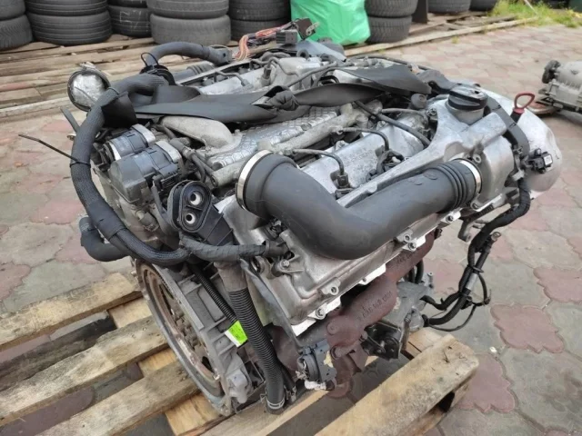 Двигатель для Mercedes-Benz G class W463 1990-2012 на фотографиях