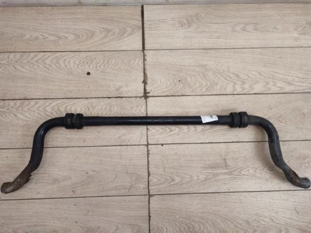 Стабилизатор поперечной устойчивости передний для Audi Q7 4L 2005-2015 на фотографиях