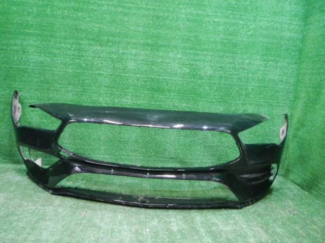 Бампер передний для Mercedes-Benz CLA class C118 2019+ на фотографиях