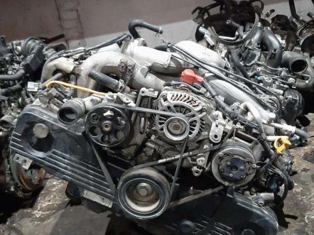 Двигатель без навесного для Subaru Legacy BM/B14 2009-2013 на фотографиях