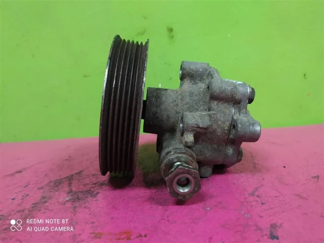 Насос ГУР для Volkswagen Jetta 4 1J 1998-2005 на фотографиях