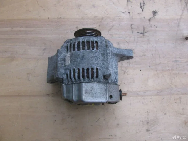 Генератор для Suzuki Swift Хэтчбек 5-d 2004-2010 на фотографиях