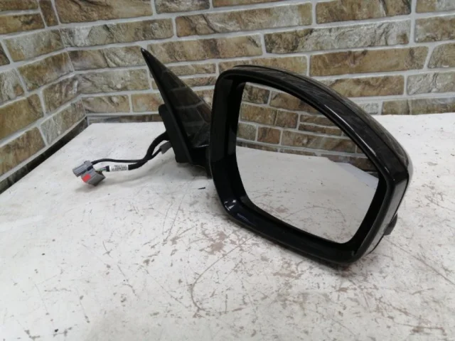 Стекла и зеркала для Land Rover Range Rover L405 2012-2017 на фотографиях