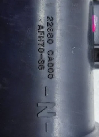 Датчик массового расхода воздуха для Nissan X-Trail T30 RU 2001-2007 на фотографиях