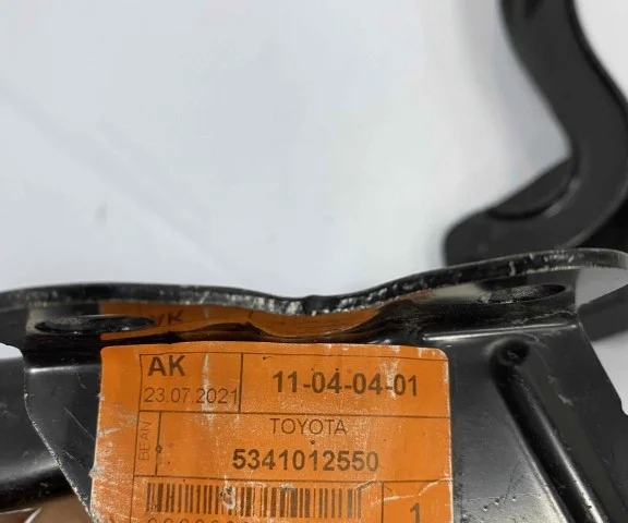 Петля капота левая для Toyota Corolla E140/E150 Седан 2006-2013 на фотографиях