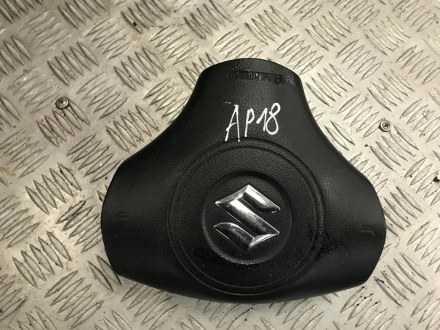 Подушка безопасности водителя для Suzuki Grand Vitara 3dr 2005-2016 на фотографиях