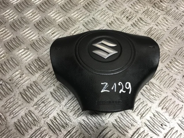Подушка безопасности водителя для Suzuki Grand Vitara 2005-2014 на фотографиях
