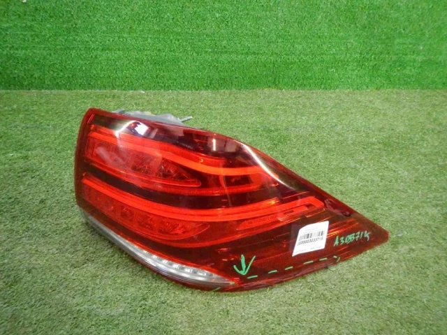 Фара правая для Mercedes-Benz GLE class W166 2015-2018 на фотографиях