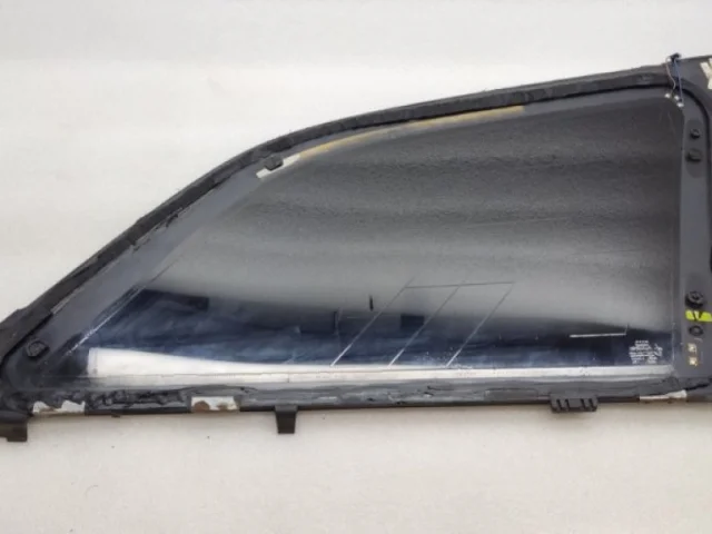 Форточка задняя левая для Audi Q7 4L 2005-2015 на фотографиях