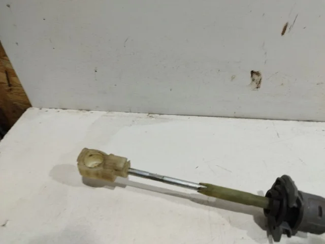 Трос кулисы (МКПП) для Hyundai Solaris 1 рестайлинг 2014-2017 на фотографиях