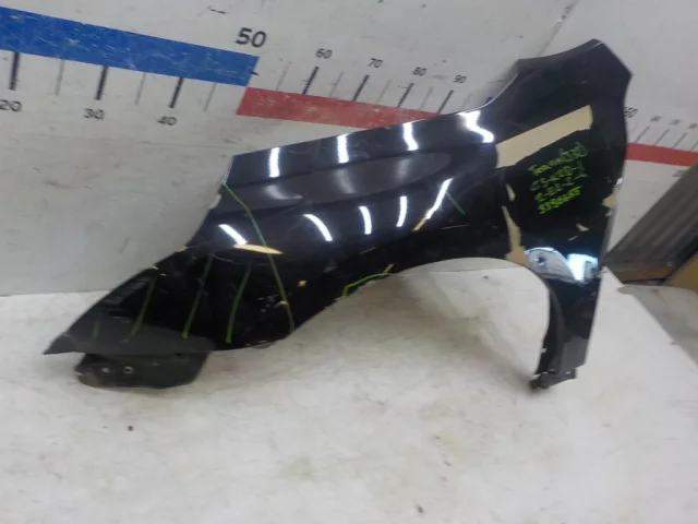 Крылья для Nissan Teana J32 2008-2013 на фотографиях