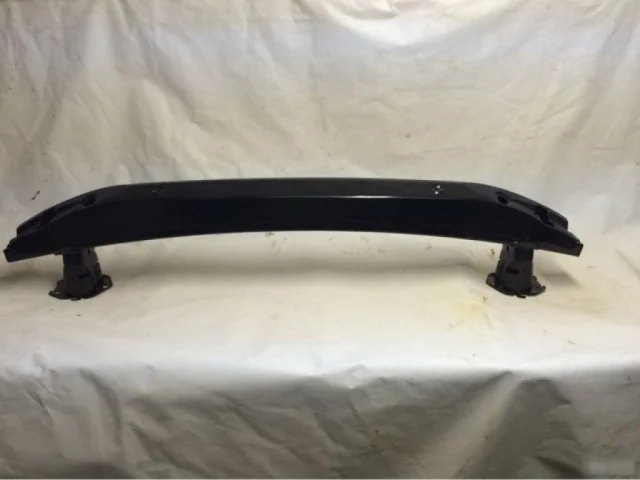 Усилитель переднего бампера для Honda Civic FA 2005-2010 седан на фотографиях