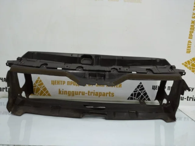 Воздуховод радиатора левый верхний для BMW 3er F30 2011-2019 на фотографиях