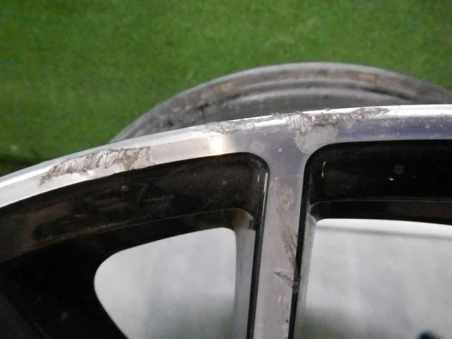 Диск колесный литой для Audi Q7 4M 2015+ на фотографиях