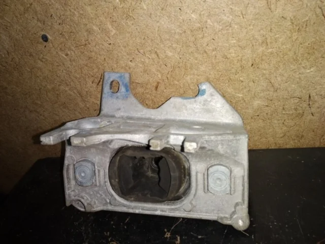 Опора АКПП для Renault Duster HS rest 2015-2021 на фотографиях