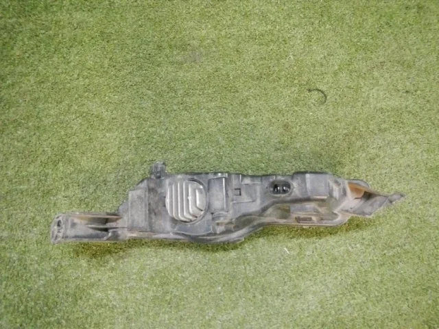 Противотуманка (ПТФ) передняя левая для Ford Explorer U502 rest 2014-2019 на фотографиях