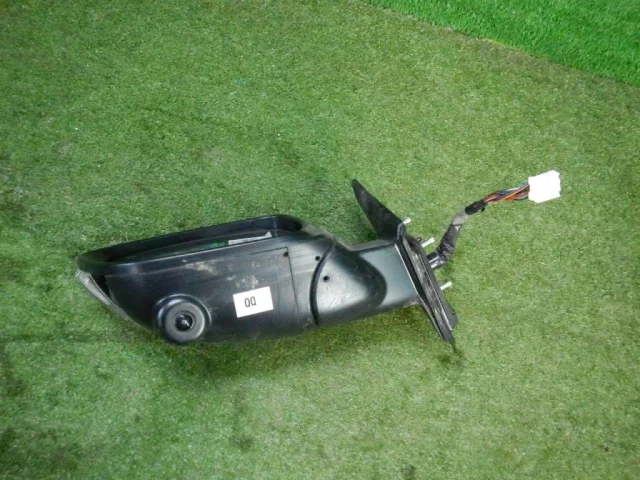 Стекла и зеркала для Nissan Qashqai J11 2013-2019 на фотографиях