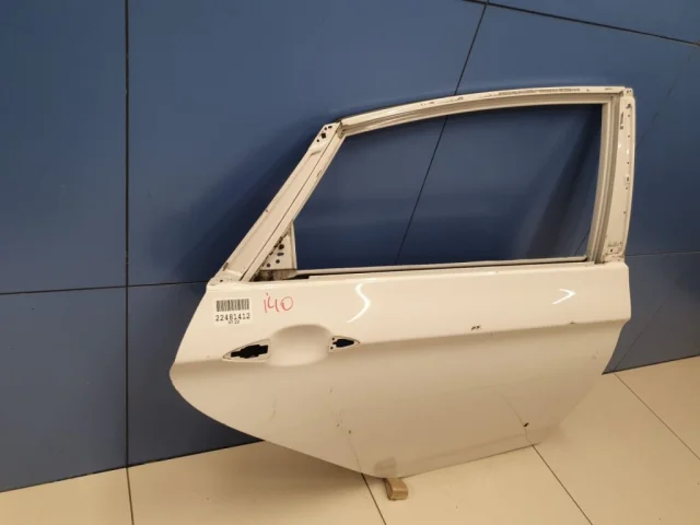 Дверь задняя правая для Hyundai i40 1 Седан 2011-2015 на фотографиях