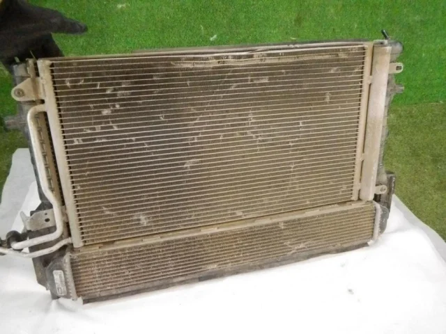 Диффузор вентилятора для Skoda Rapid I NH3 2012-2017 на фотографиях