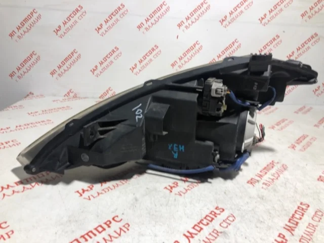 Фара правая для Nissan Murano Z50 JDM 2004-2008 на фотографиях