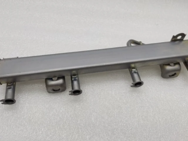 Топливная рампа для Toyota RAV4 XA50 2019+ на фотографиях