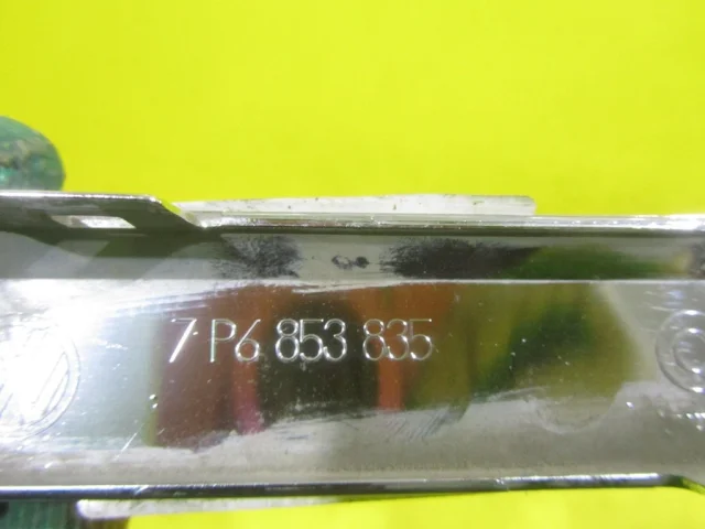 Накладка заднего бампера для Volkswagen Touareg II (7P5) Rest 2014-2018 на фотографиях