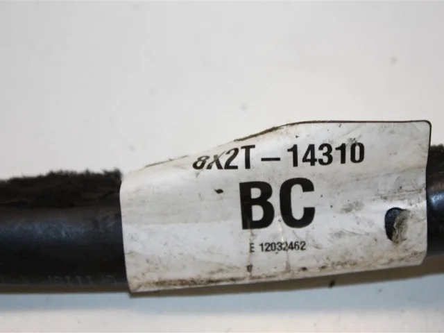 Провод высоковольтный длинный для Jaguar XF X250 2008-2016 на фотографиях